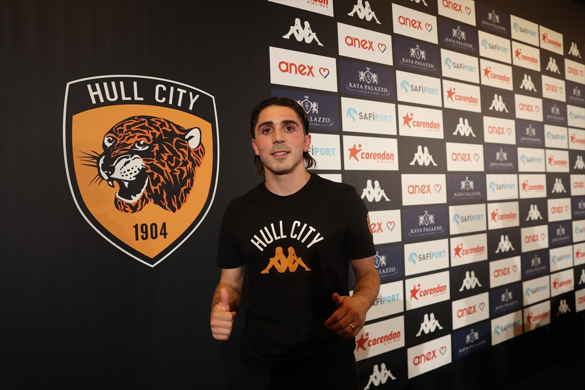İngiltere Championship ekiplerinden Türk iş insanı Acun Ilıcalı'nın sahibi olduğu Hull City Kulübü...
