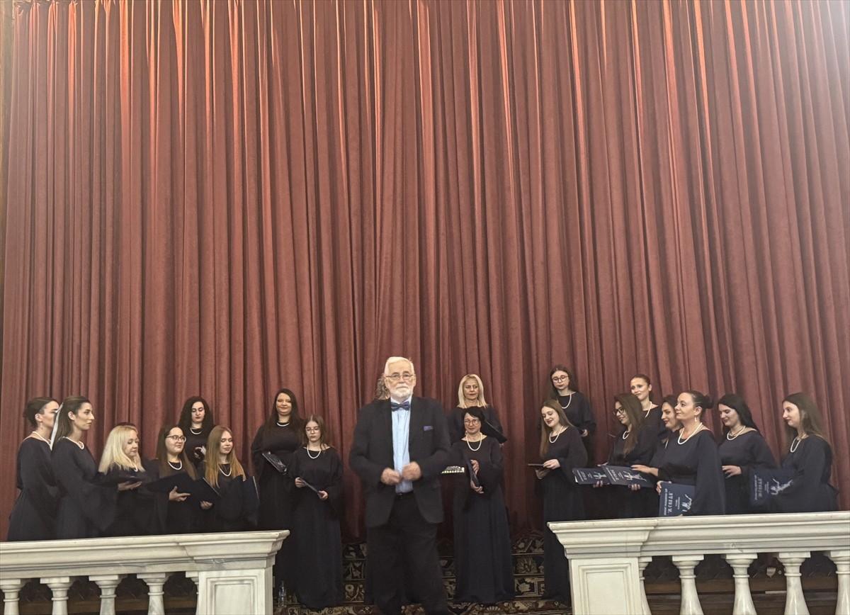 Kuzey Makedonya'nın ünlü kadın korosu "Menada", Beyoğlu Surp Asdvadzadzin Ermeni Katolik...