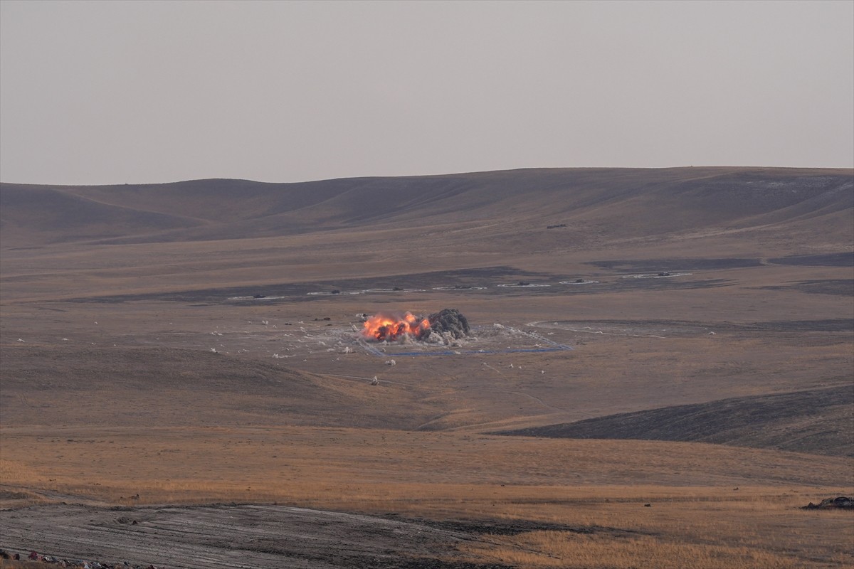 Türk Silahlı Kuvvetlerinin (TSK) ateş gücünün sergilendiği "Ateş Serbest- 2024" faaliyetinde...