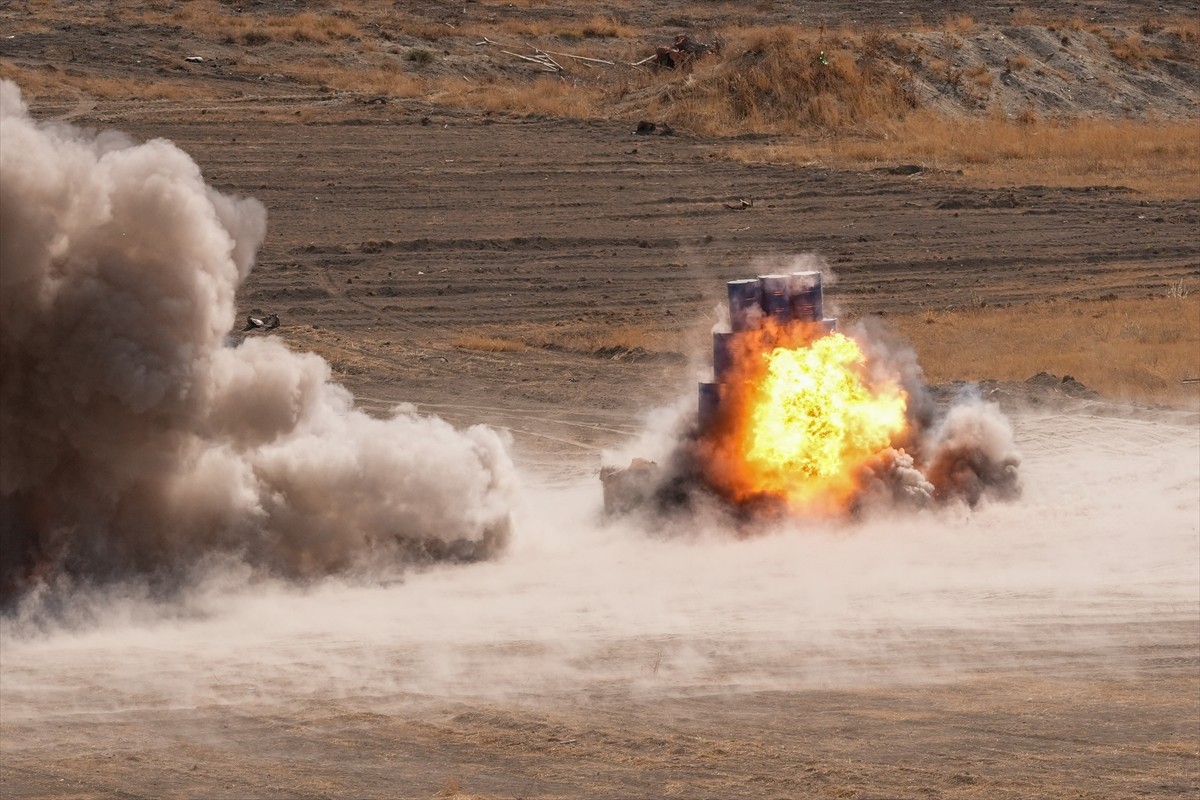 Türk Silahlı Kuvvetlerinin (TSK) ateş gücünün sergilendiği "Ateş Serbest- 2024" faaliyetinde...