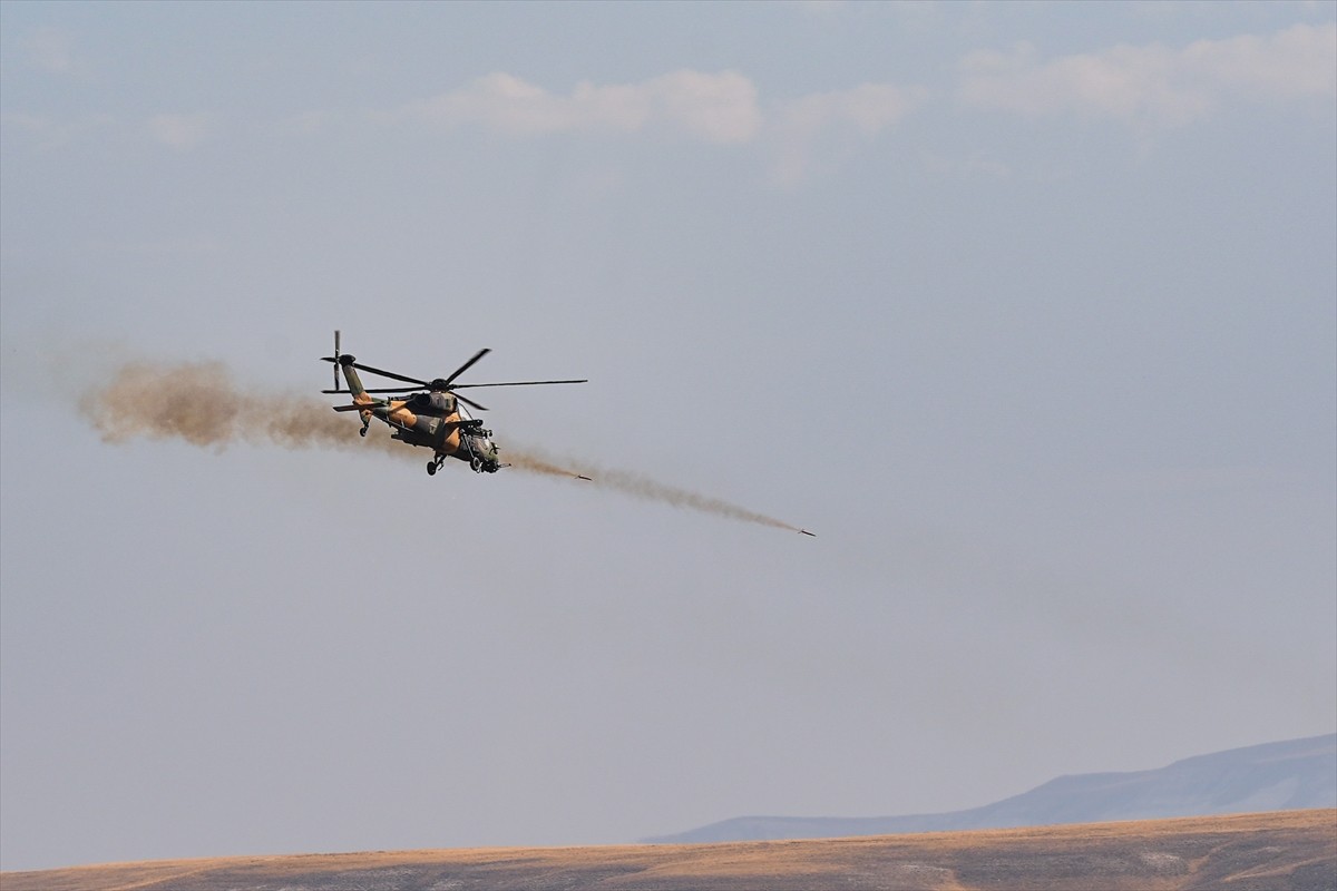 Türk Silahlı Kuvvetlerinin (TSK) ateş gücünün sergilendiği "Ateş Serbest- 2024" faaliyetinde...