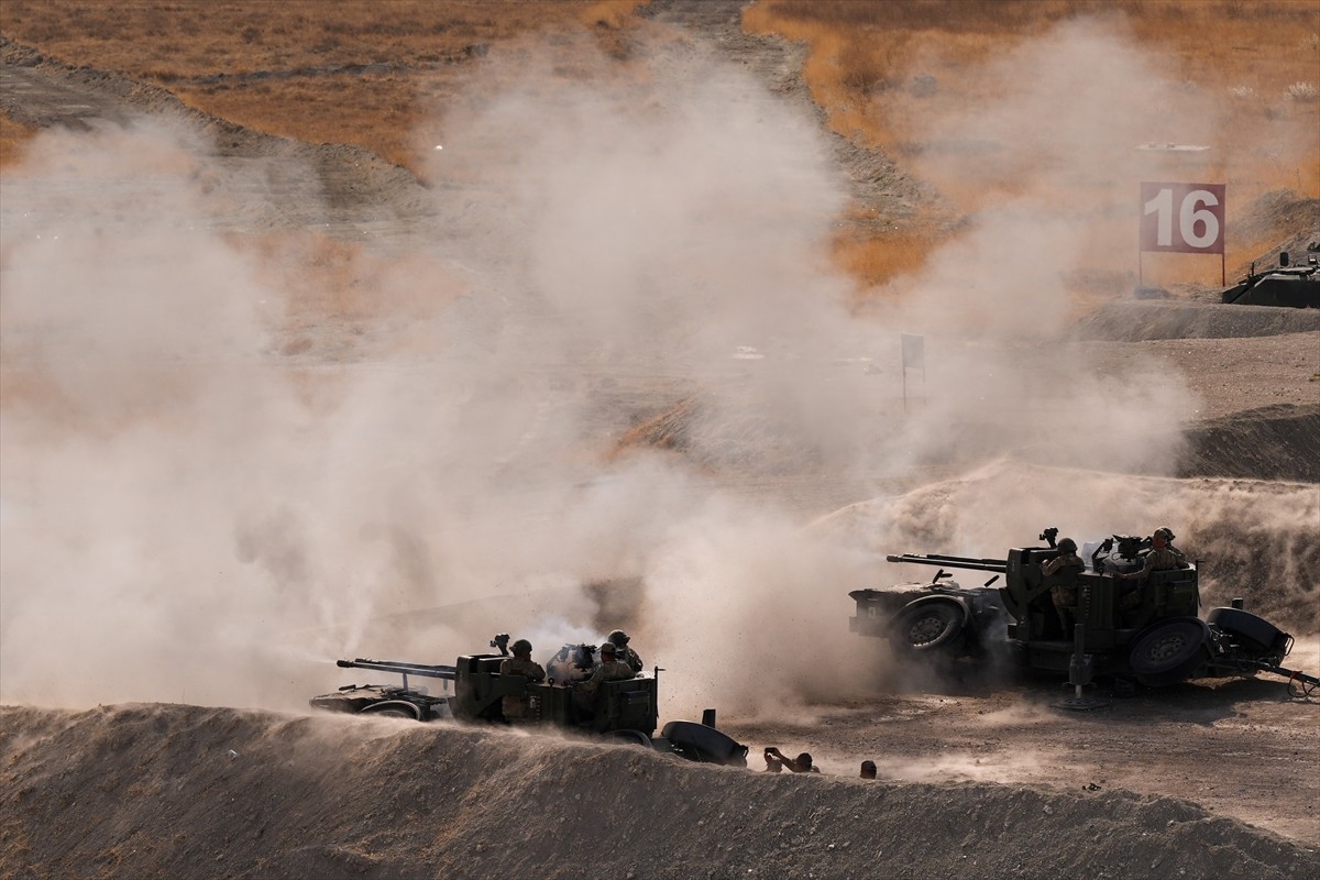 Türk Silahlı Kuvvetlerinin (TSK) ateş gücünün sergilendiği "Ateş Serbest- 2024" faaliyetinde...