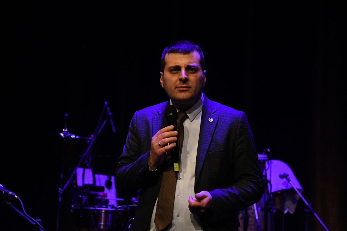 Arnavutluk'un başkenti Tiran'da "Anadolu'dan Esintiler" Türk caz musikisi konseri düzenlendi....