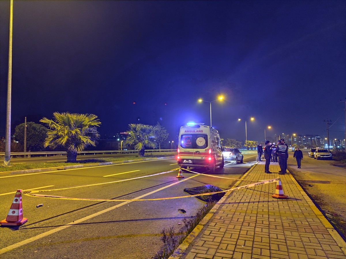 Aydın'ın Nazilli ilçesinde otomobilin çarptığı iki kardeşten biri hayatını kaybetti, diğeri...