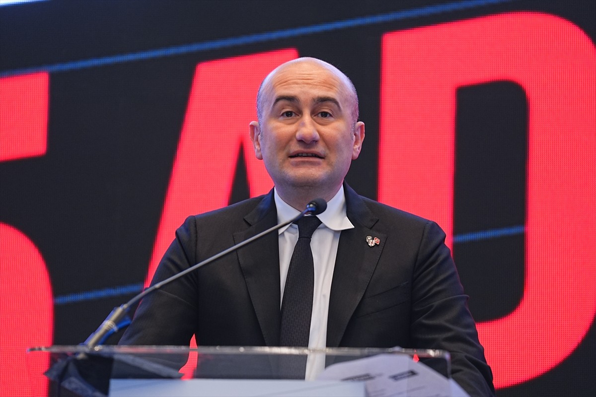 Beşiktaş Kulübü Başkanı ve başkan adayı Hüseyin Yücel, olağanüstü genel kurul öncesi, Hilton...