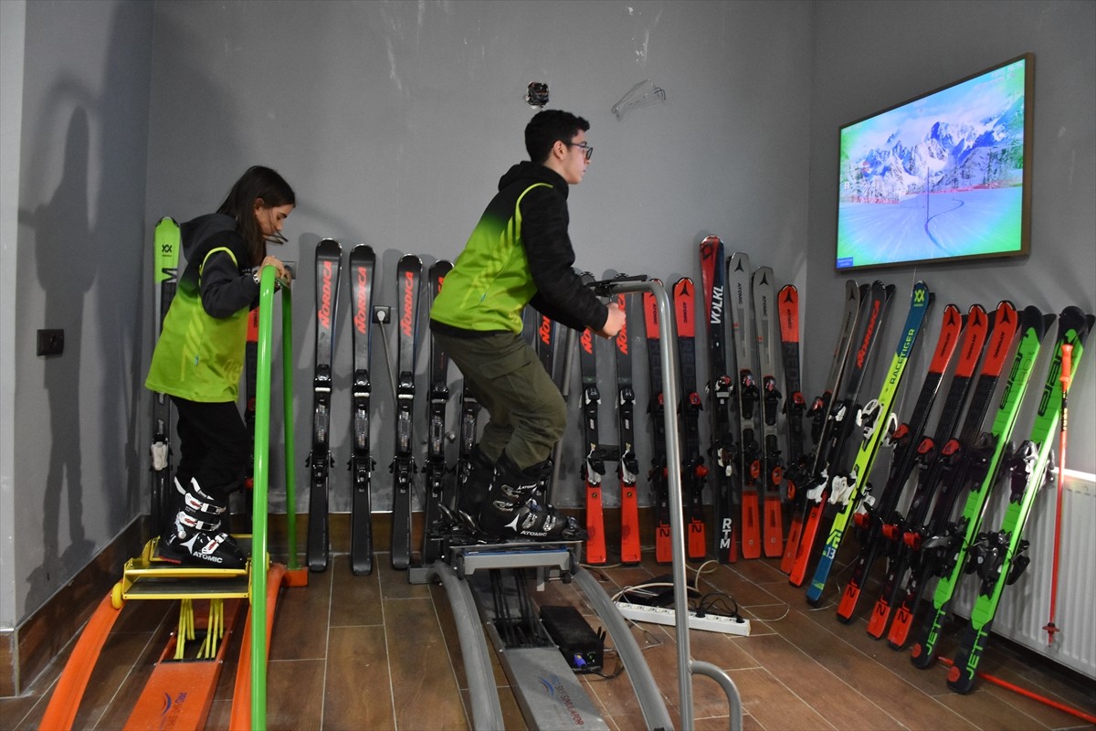 Bursa'da Orman Bölge Müdürlüğü bünyesinde faaliyet gösteren Ormanspor Kulübünce simülasyonla...