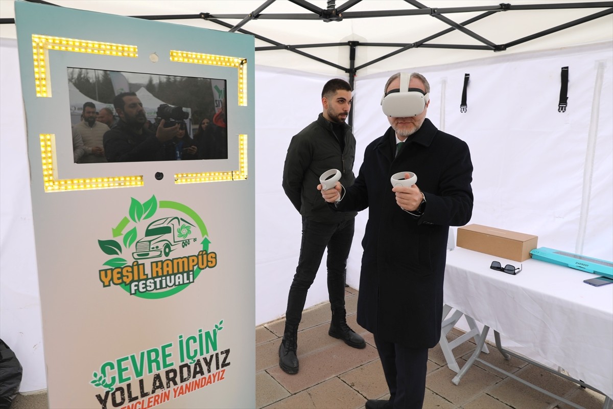 Çevre, Şehircilik ve İklim Değişikliği Bakanlığına bağlı Türkiye Çevre Ajansı tarafından gençlerin...