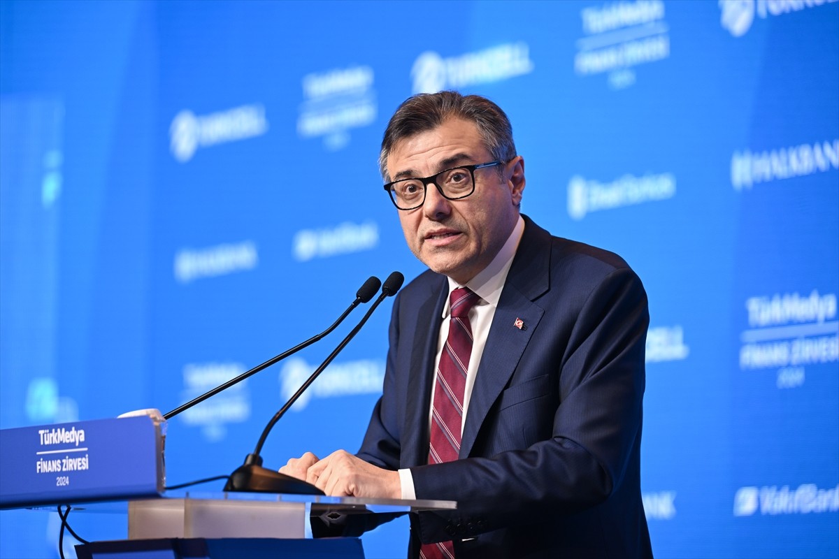 Cumhurbaşkanlığı Finans Ofisi Başkanı Prof. Dr. Göksel Aşan, Türkmedya Finans Zirvesi'ne katılarak...