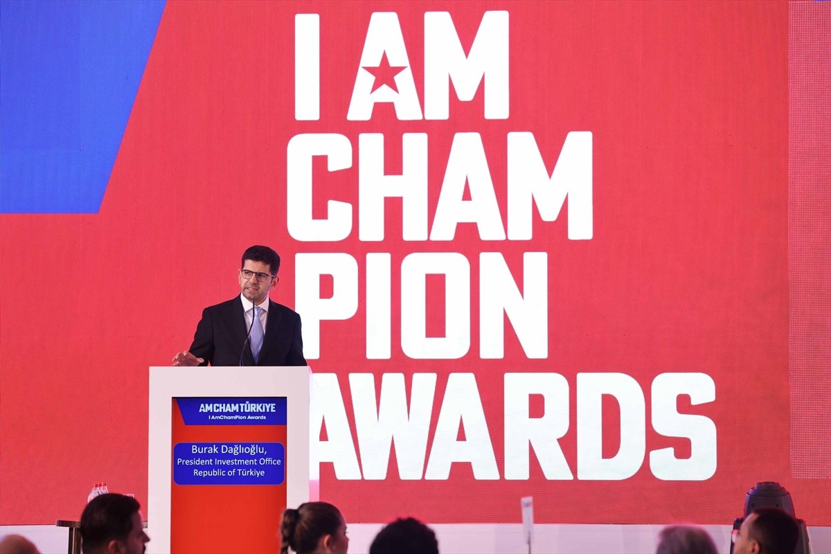 Cumhurbaşkanlığı Yatırım Ofisi Başkanı Ahmet Burak Dağlıoğlu, Amerikan Şirketler Derneği (AmCham)...