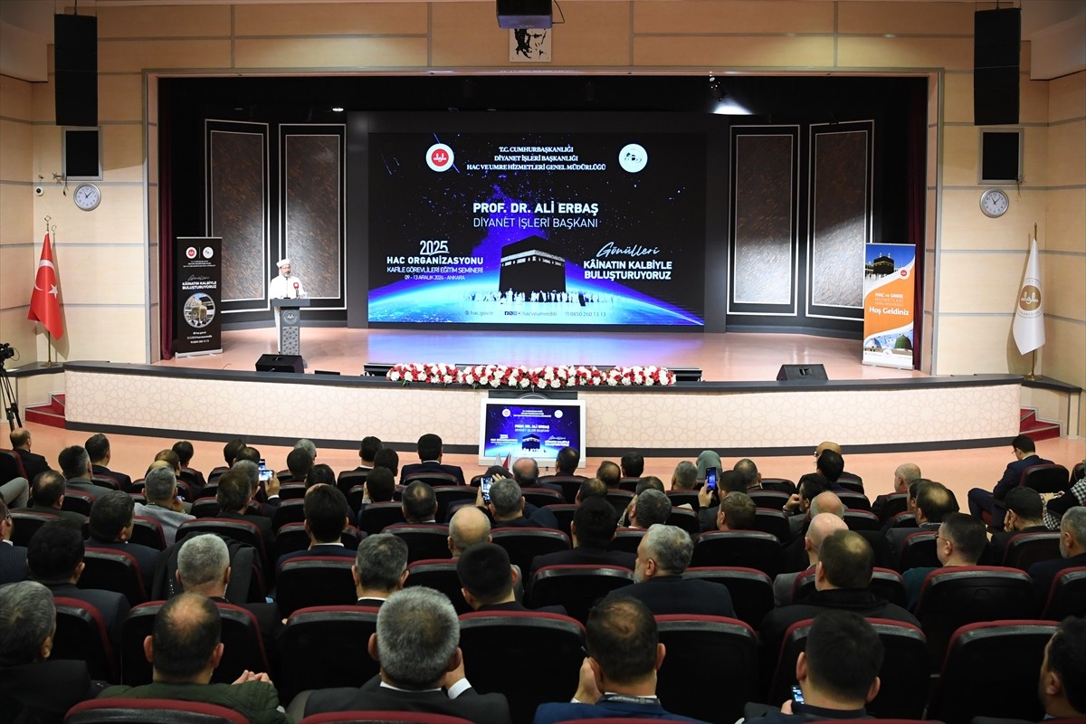 Diyanet İşleri Başkanı Ali Erbaş, Hac ve Umre Hizmetleri Genel Müdürlüğünce düzenlenen 2025 Hac...