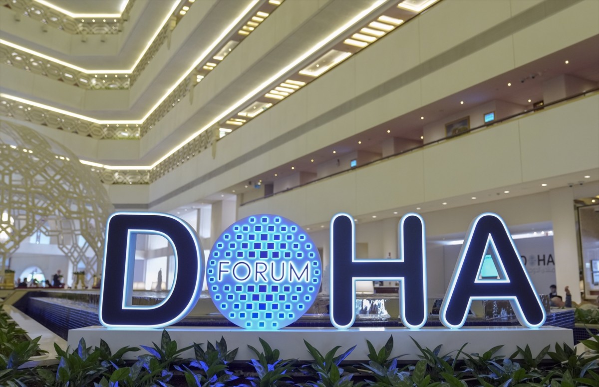 Dünyanın dört bir yanından üst düzey birçok katılımcının, konuşmacı ve panelistin yer aldığı Doha...