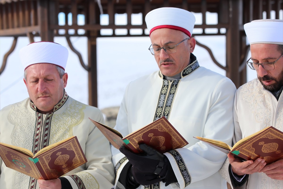 Erzurum'da şehrin ve ülkenin afet ile belalardan korunması için yaklaşık 500 yıldır devam eden...