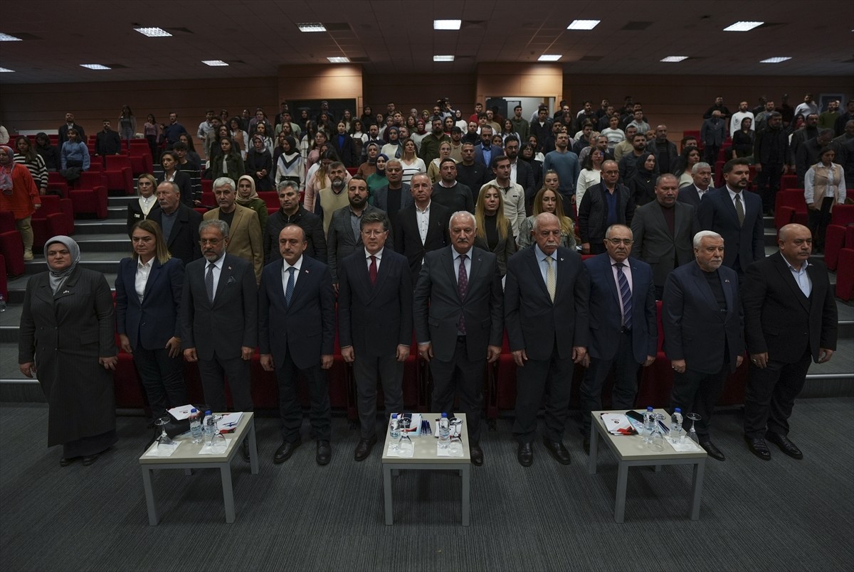 Hak Emekliler Derneği ile HAK-İŞ Konfederasyonu ve Hacettepe Üniversitesi ortaklığıyla "Türkiye...