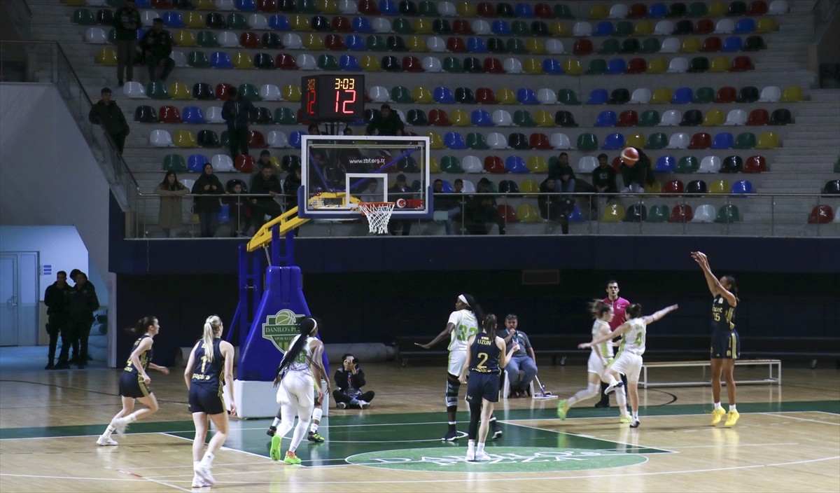 ING Kadınlar Basketbol Süper Ligi'nin 13. haftasında Danilos Pizza ile Fenerbahçe Opet, Şehit...