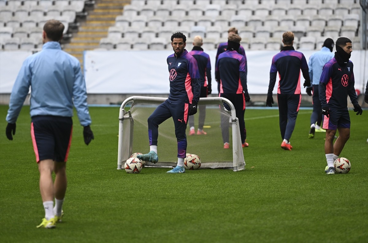 İsveç temsilci Malmö, UEFA Avrupa Ligi'nin 6. haftasında sahasında Galatasaray ile yapacağı maçın...
