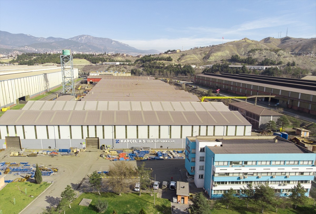 Karabük Demir ve Çelik Fabrikaları (KARDEMİR) bağlı ortaklığı Karabük Çelik Yapı İmalat Sanayi ve...