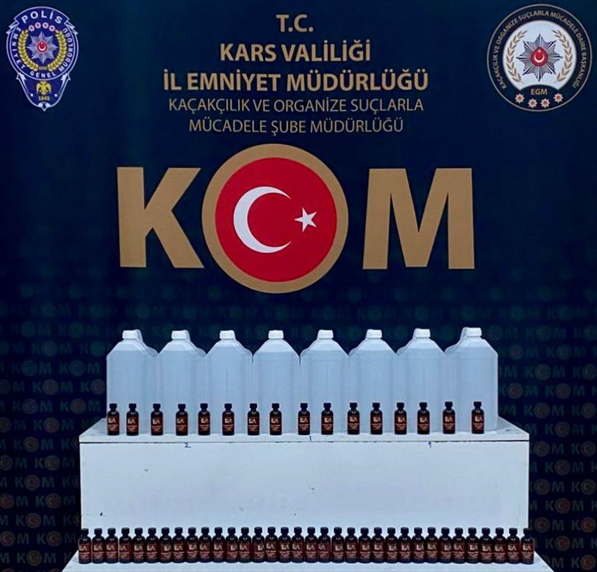 Kars'ta düzenlenen sahte içki operasyonunda 3 şüpheli gözaltına alındı. İmalathanelerde yapılan...