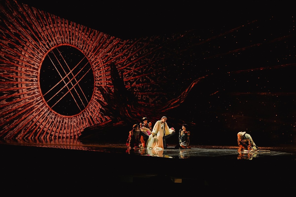 Kazakistan Kültür ve Enformasyon Bakanlığı, Abay Kazak Devlet Akademik Opera ve Balesi ve...