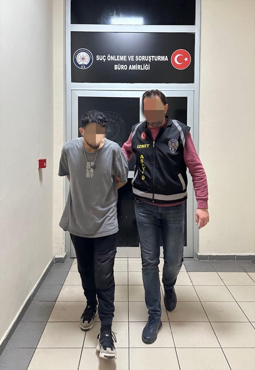 Kocaeli'nin İzmit ilçesinde, hakkında 19 yıl 8 ay kesinleşmiş hapis cezası bulunan hükümlü...