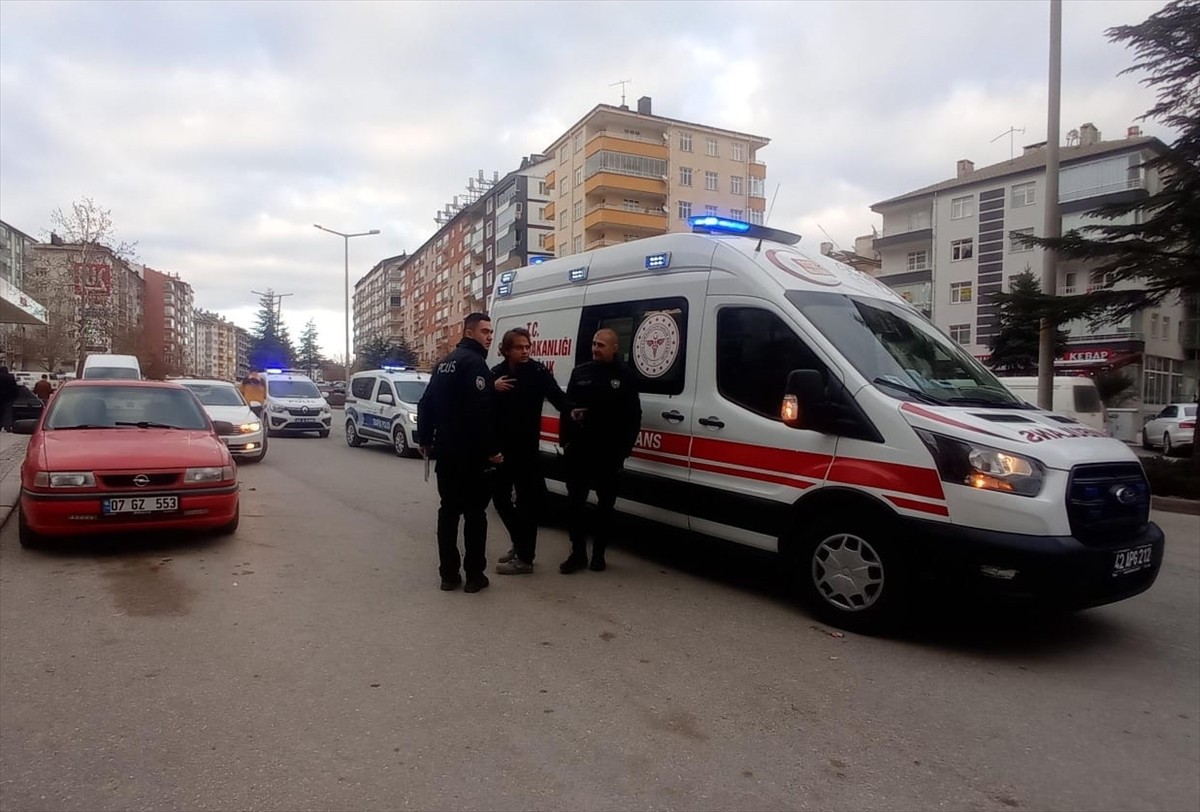 Konya'nın Seydişehir ilçesinde meydana gelen iki ayrı trafik kazasında 2'si çocuk 3 kişi...