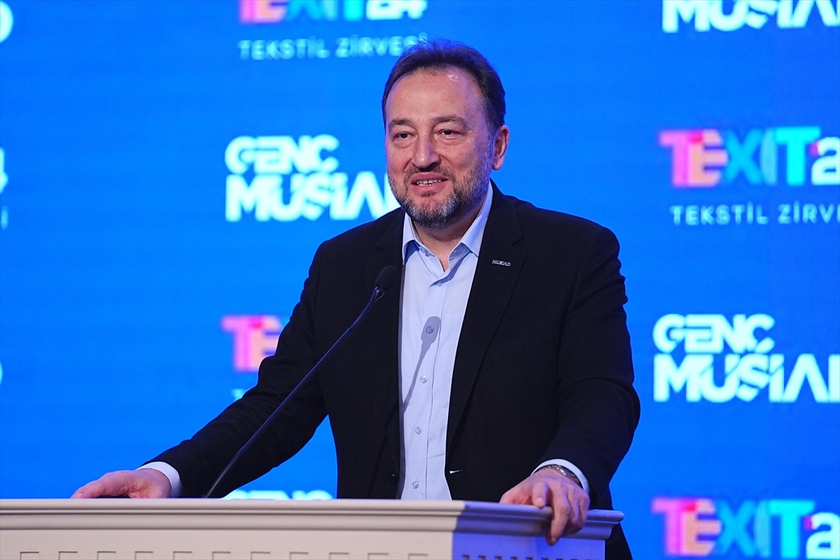 Müstakil Sanayici ve İşadamları Derneği (MÜSİAD) Genel Başkanı Mahmut Asmalı, Genç MÜSİAD...