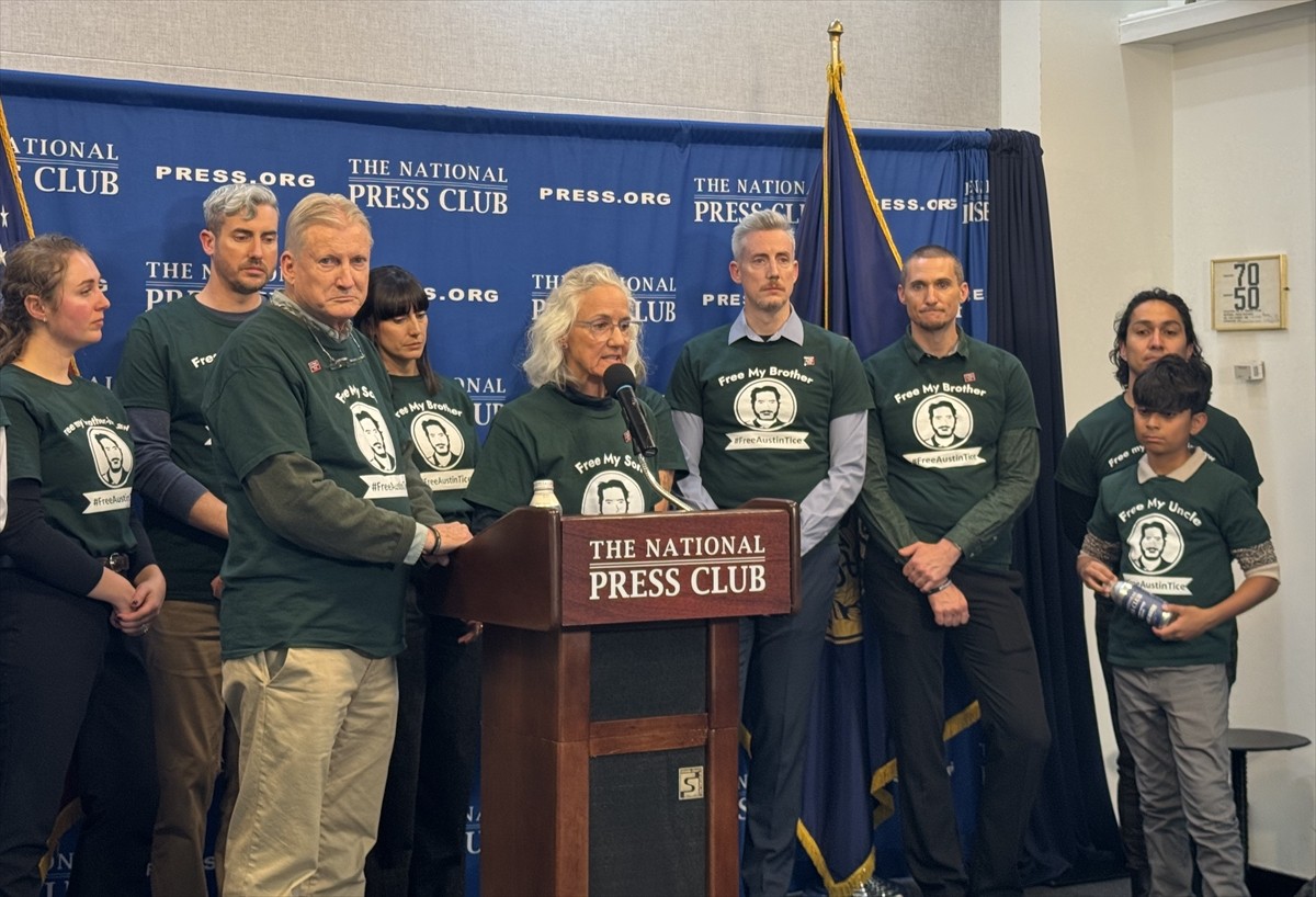 Suriye'de 2012 yılında kimliği belirsiz bir grup tarafından kaçırılan Amerikalı gazeteci Austin...