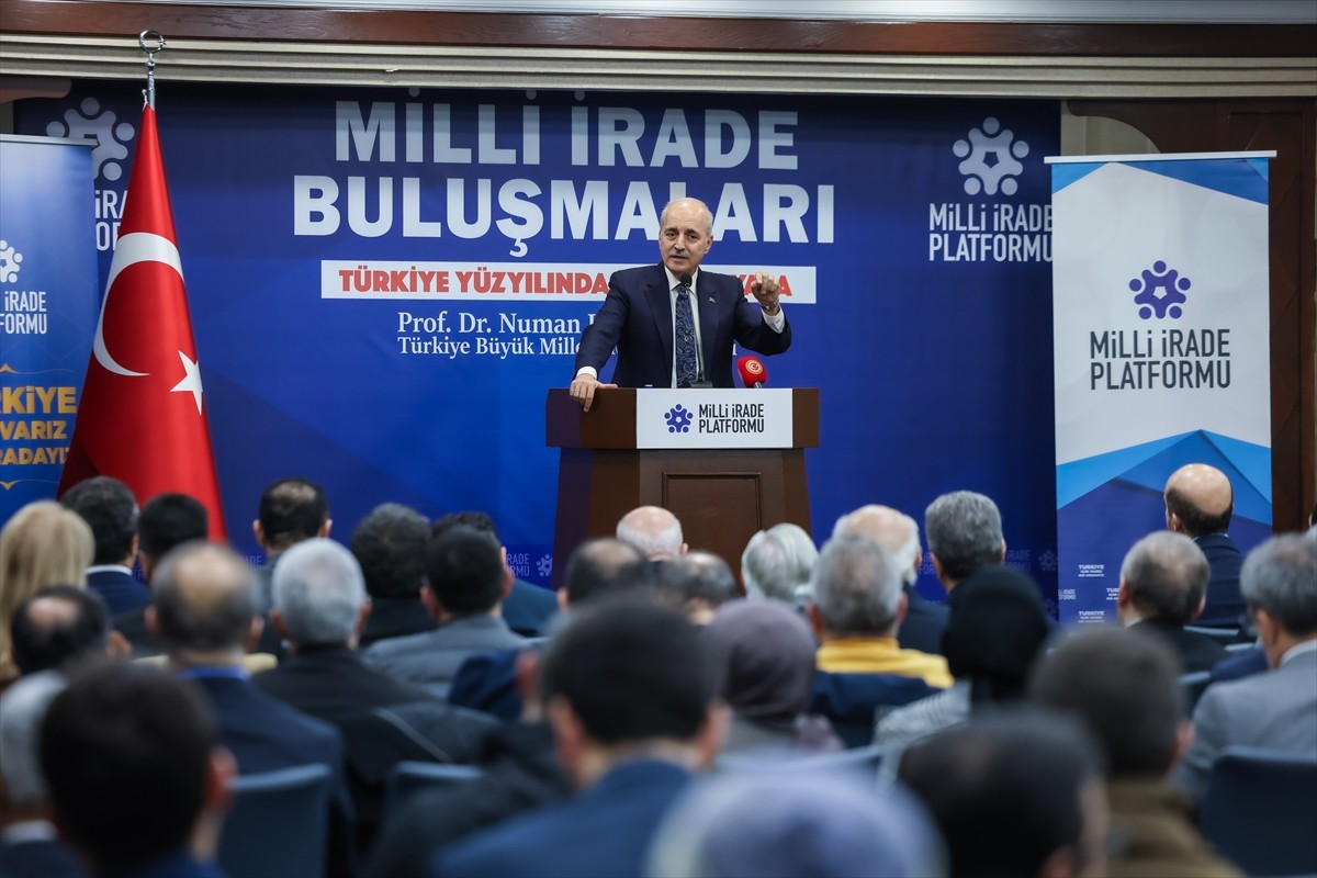 TBMM Başkanı Numan Kurtulmuş, Ensar Vakfı Genel Merkezi’nde Milli İrade Platformu tarafından...