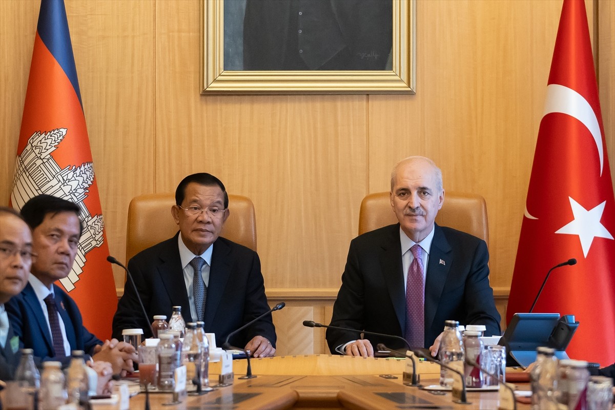 TBMM Başkanı Numan Kurtulmuş, Türkiye'ye resmi ziyaret gerçekleştiren Kamboçya Senato Başkanı...