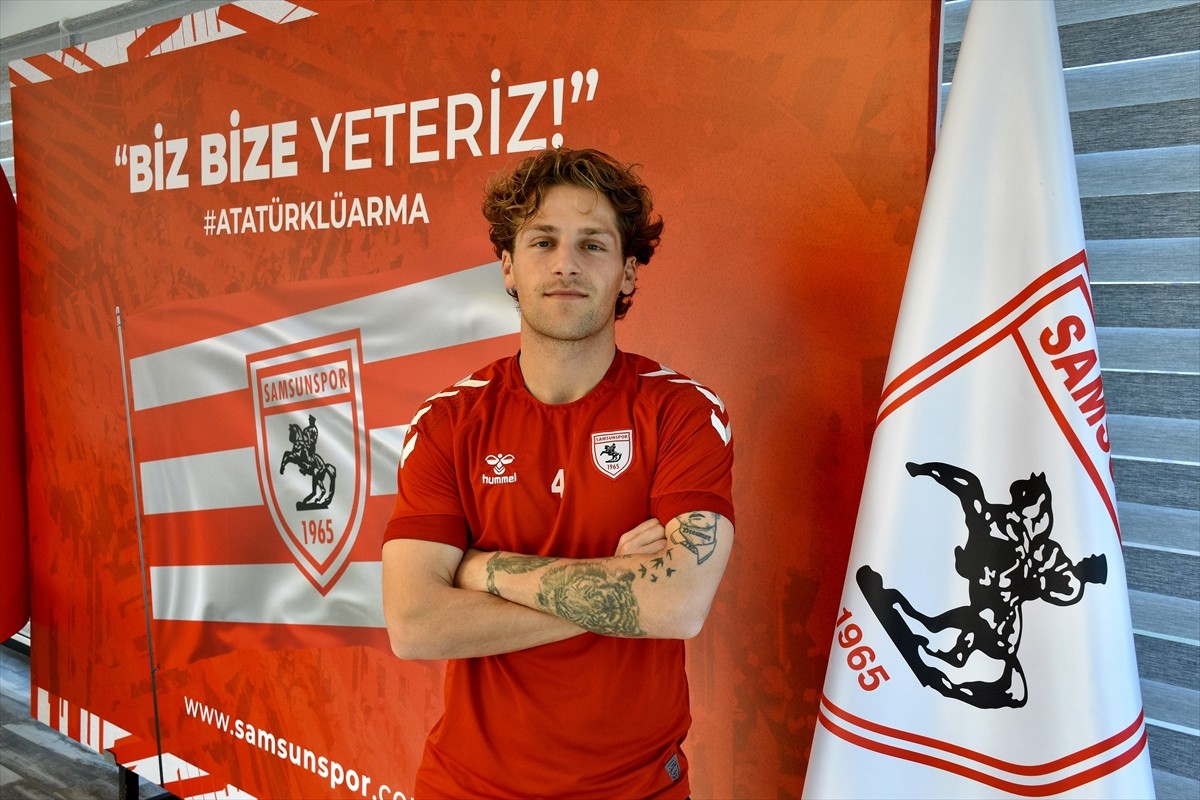 Trendyol Süper Lig ekiplerinden Reeder Samsunspor'un Danimarkalı oyuncusu Carlo Holse, bu sezon...