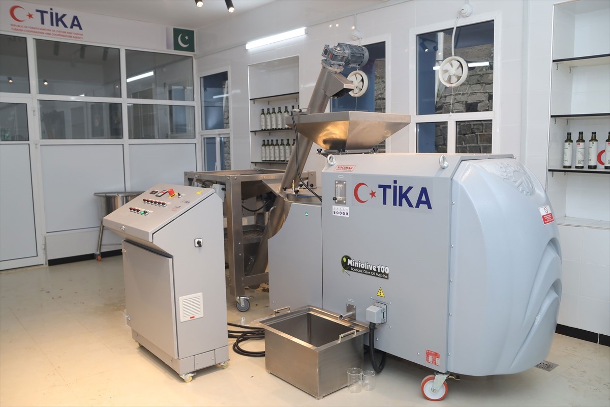 Türk İşbirliği ve Koordinasyon Ajansı Başkanlığı (TİKA), Pakistan'da zeytinyağı üretim ünitesi...