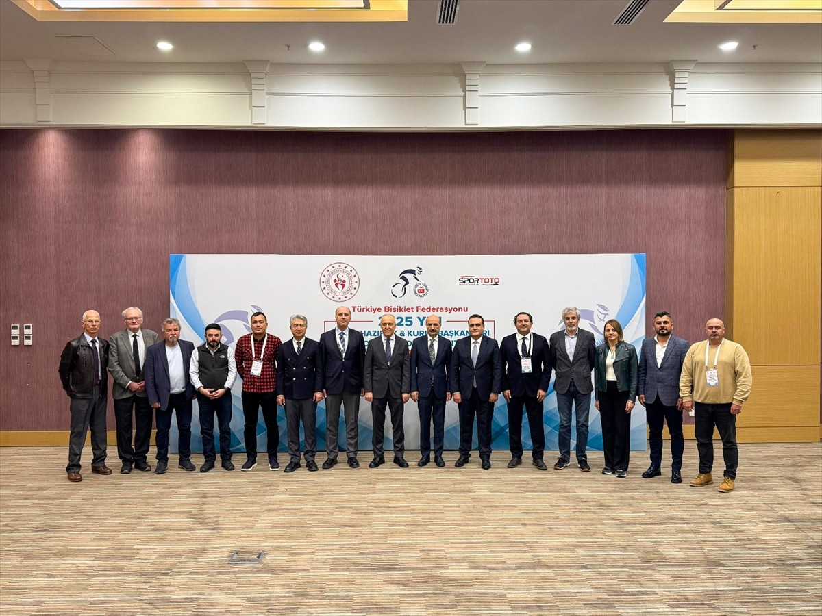 Türkiye Bisiklet Federasyonunda "2025 Yılı Sezon Hazırlık ve Kurul Başkanları Koordinasyon...