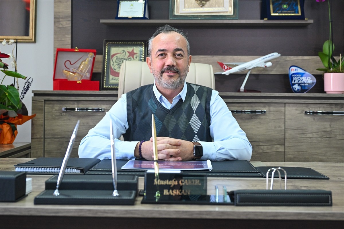 Türkiye Hokey Federasyonunun yeni başkanı Mustafa Çakır, hokeyde yeni hedefleri ve planlarına...