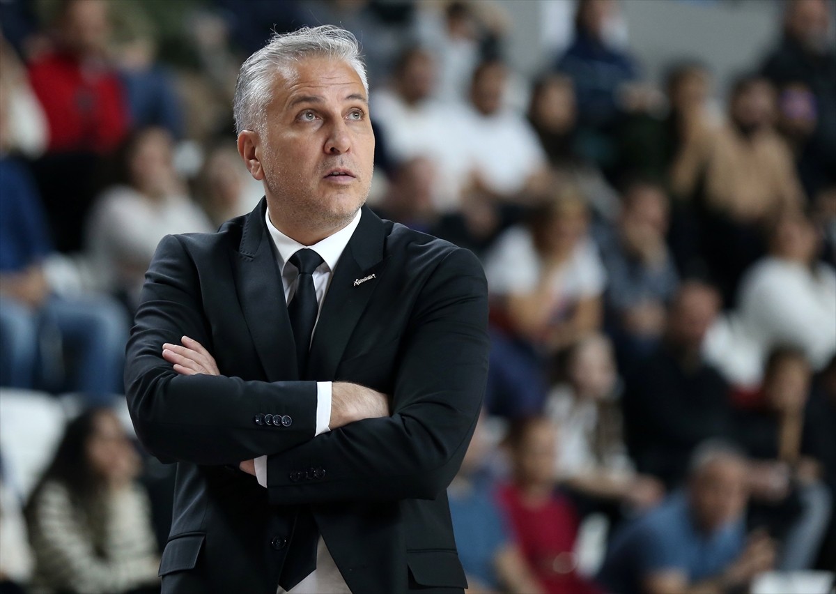 Türkiye Sigorta Basketbol Süper Ligi’nin 10. haftasında Manisa Basket ile Yukatel Merkezefendi...