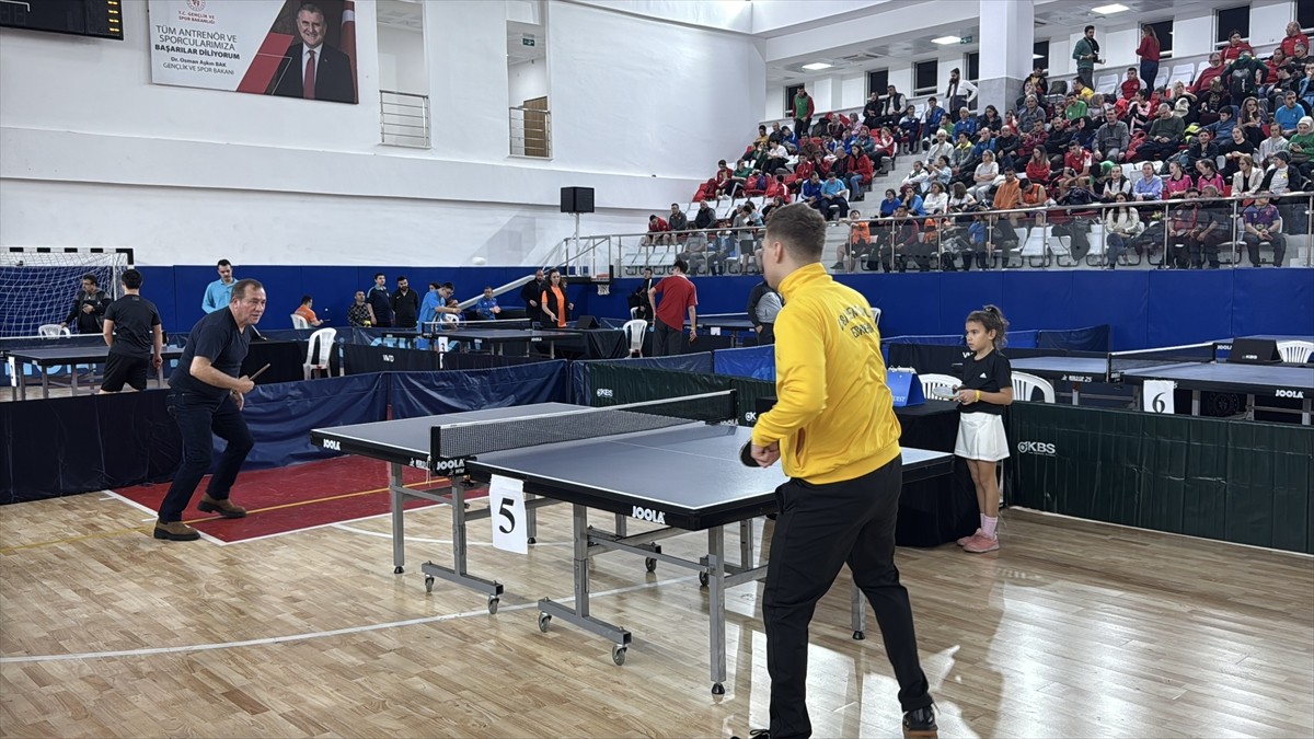 Yavuz Kocaömer Özel Sporcular Türkiye Masa Tenisi Şampiyonası, 57 ilden 250 sporcunun katılımıyla...