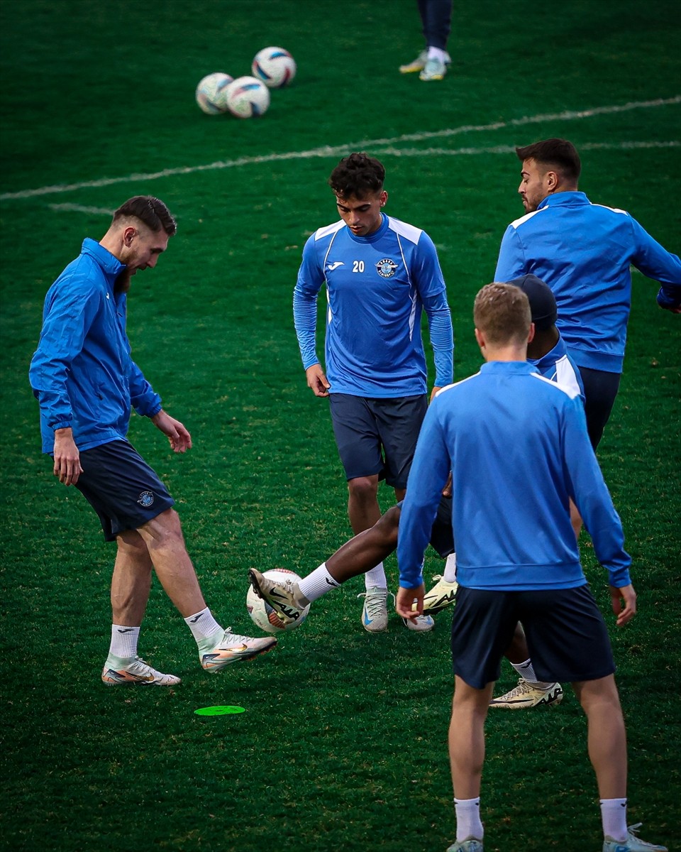 Adana Demirspor, Trendyol Süper Lig'in 21. haftasında yarın deplasmanda Çaykur Rizespor ile...