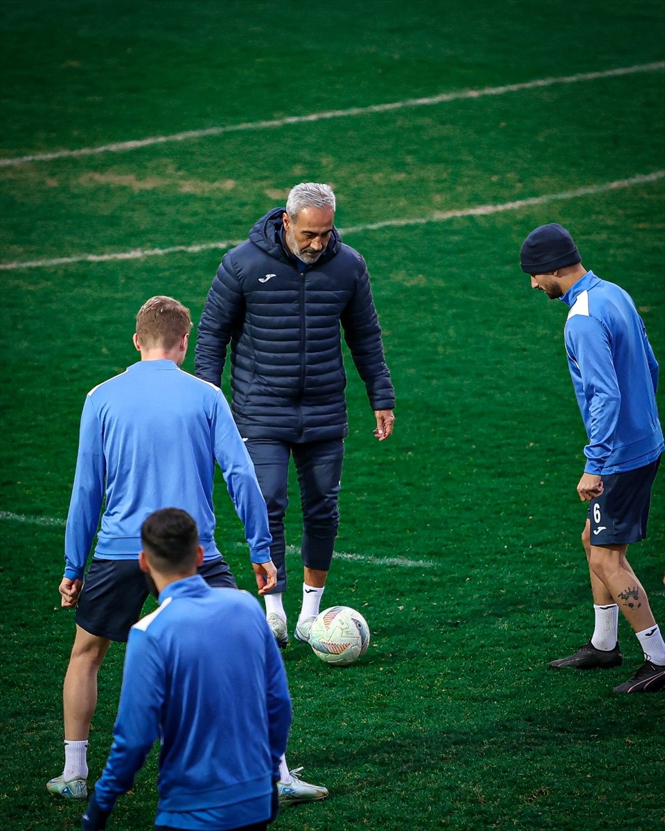 Adana Demirspor, Trendyol Süper Lig'in 21. haftasında yarın deplasmanda Çaykur Rizespor ile...