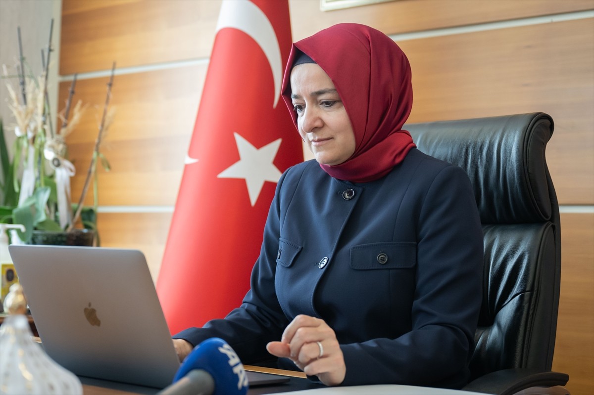 AK Parti Genel Başkan Yardımcısı Fatma Betül Sayan Kaya, Anadolu Ajansının (AA) gözünden 2024'e...