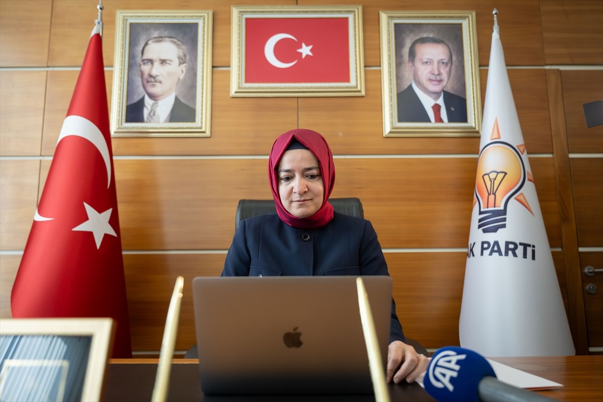AK Parti Genel Başkan Yardımcısı Fatma Betül Sayan Kaya, Anadolu Ajansının (AA) gözünden 2024'e...