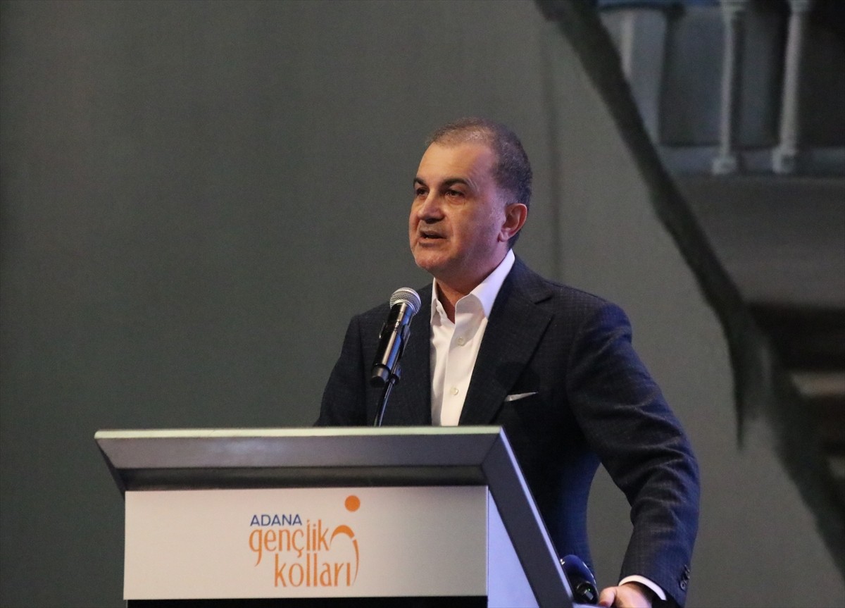 AK Parti Genel Başkan Yardımcısı ve Parti Sözcüsü Ömer Çelik, Çukurova Üniversitesi Kongre...