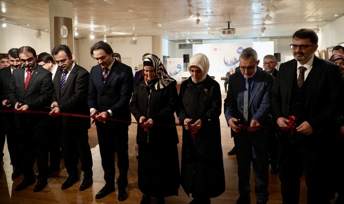 Almanya'nın Köln kentinde genel merkezi bulunan Diyanet İşleri Türk İslam Birliğinde (DİTİB)...