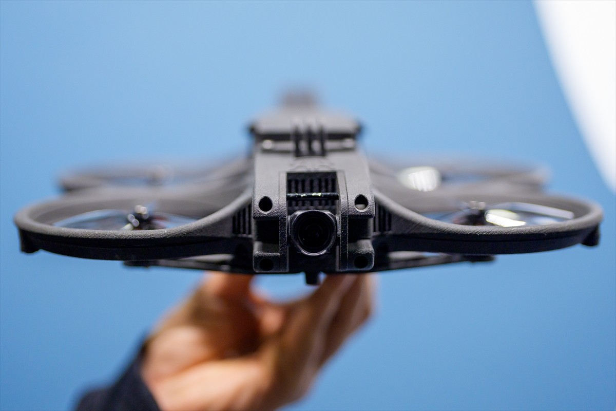 Anadolu Ajansı (AA) Teknoloji'nin ürettiği haberci dronu Tepe, Suriye-Türkiye sınırında terör...