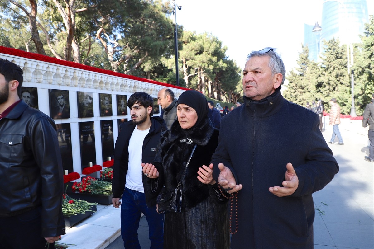 Azerbaycan'da, bağımsızlığın sembolüne dönüşen ve tarihe "Kanlı Ocak" olarak geçen 20 Ocak...