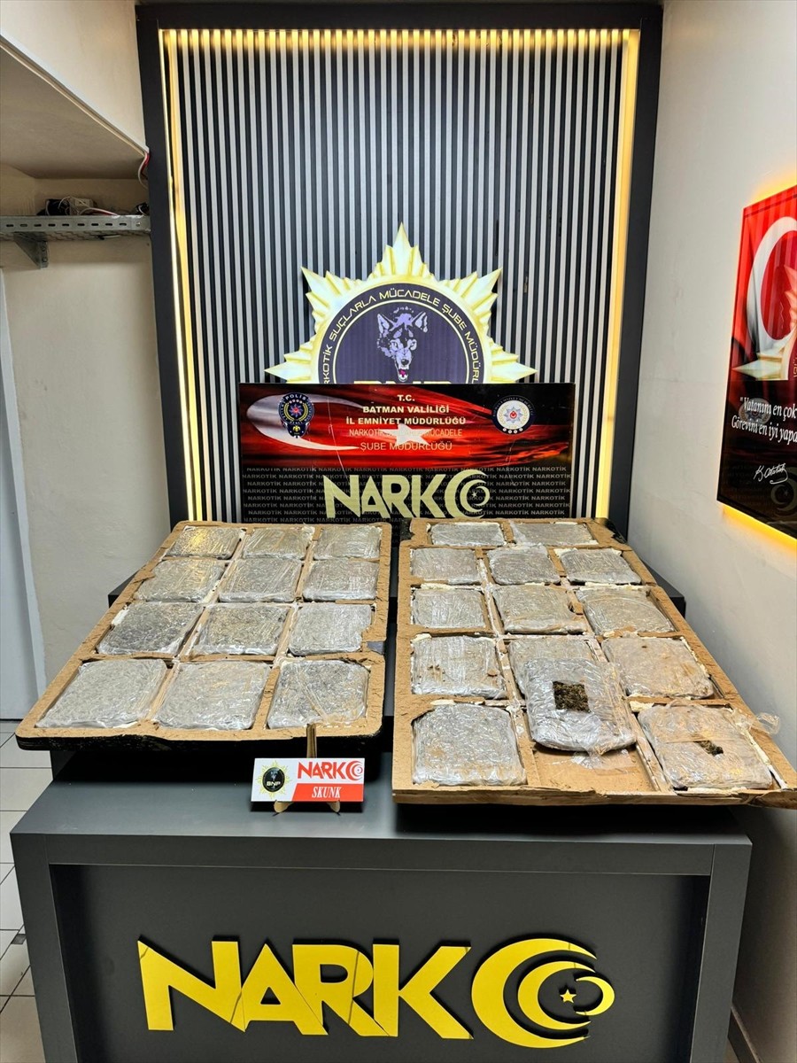 Batman'da düzenlenen uyuşturucu operasyonunda gözaltına alınan 3 şüpheli tutuklandı. Belirlenen...