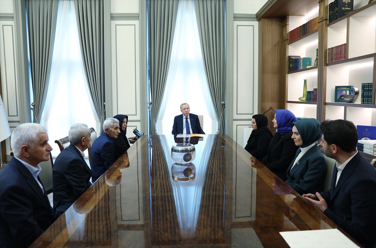 Cumhurbaşkanı ve AK Parti Genel Başkanı Recep Tayyip Erdoğan, İkiyaka köyünde PKK'lı teröristlerce...