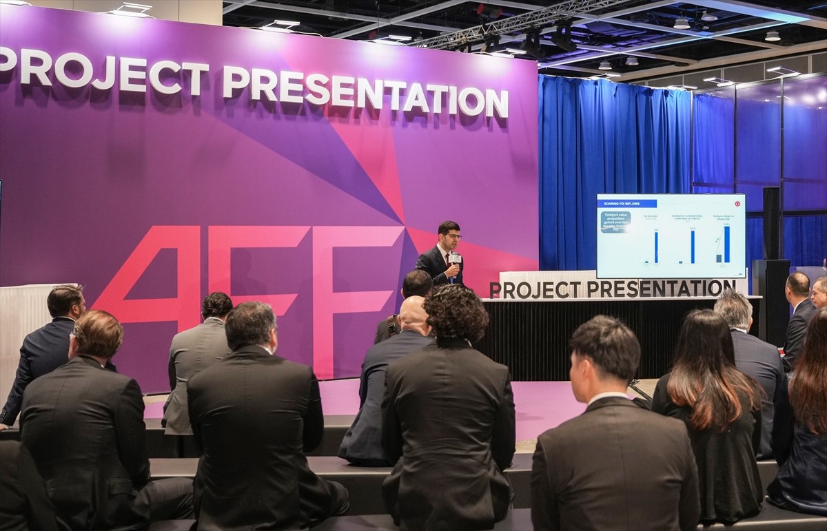 Cumhurbaşkanlığı Yatırım Ofisi Başkanı Ahmet Burak Dağlıoğlu, Hong Kong'da düzenlenen Asya Finans...