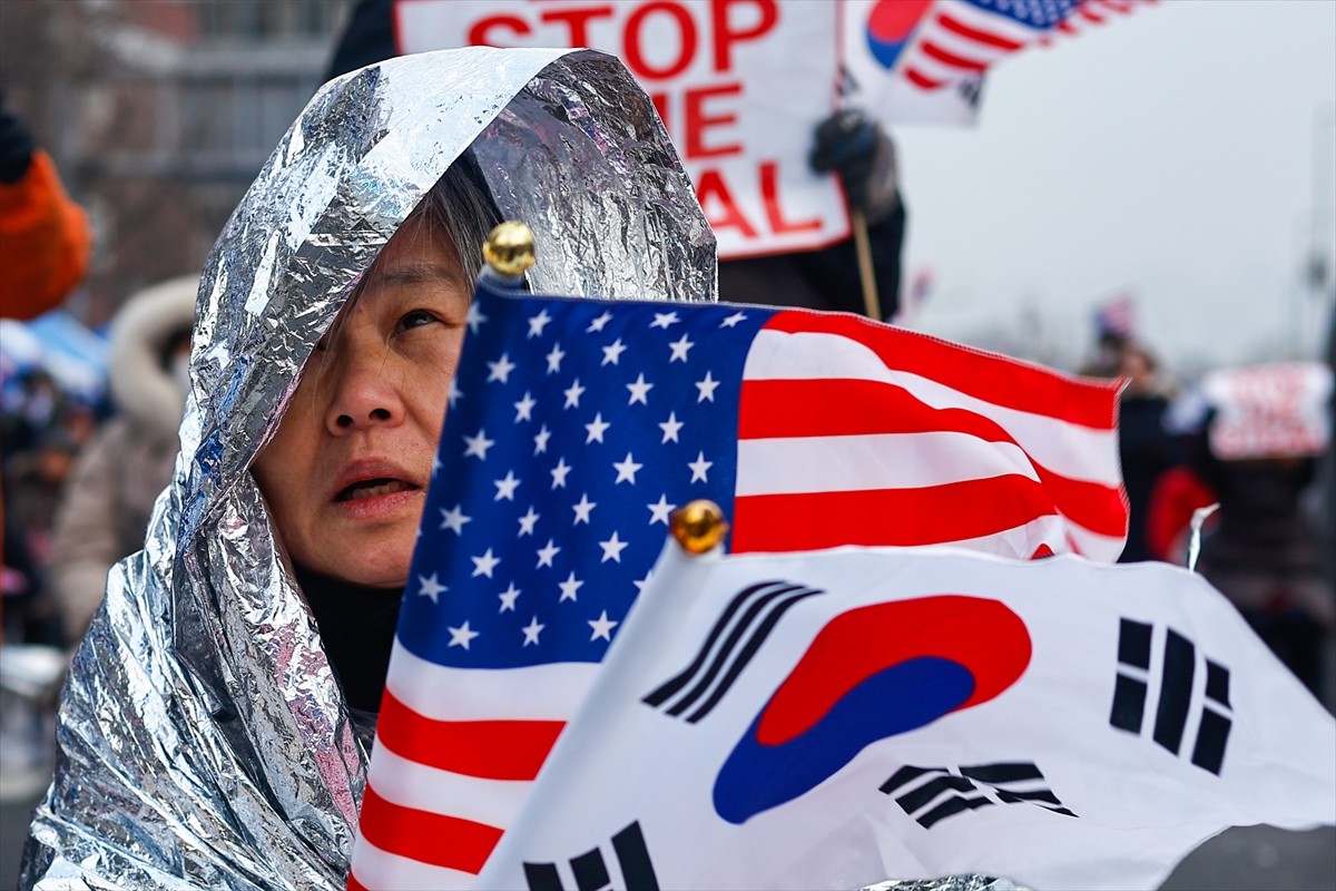 Güney Kore Yolsuzluk Soruşturma Ofisi (CIO), Devlet Başkanlığı görevinden geçici uzaklaştırılan...