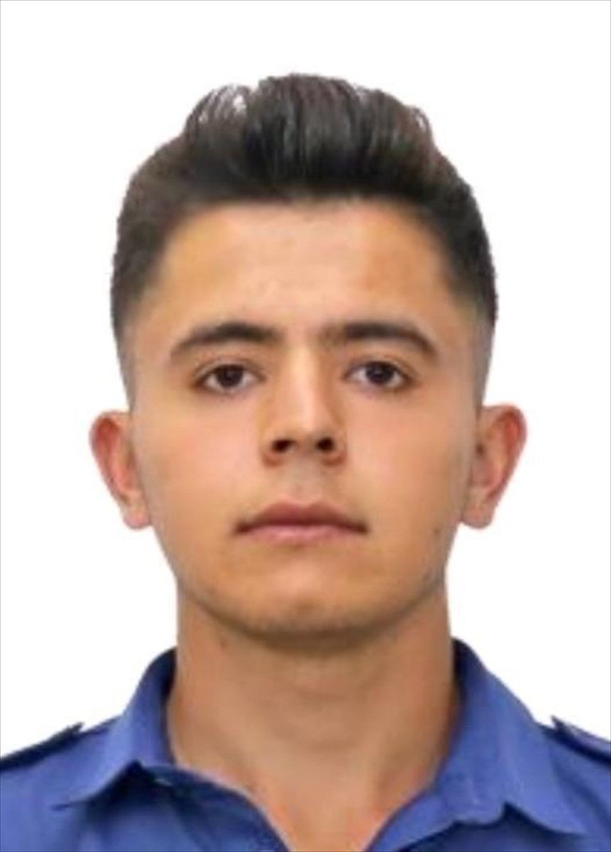 İçişleri Bakanı Ali Yerlikaya, görevi başındayken trafik kazası geçiren ve kaldırıldığı hastanede...