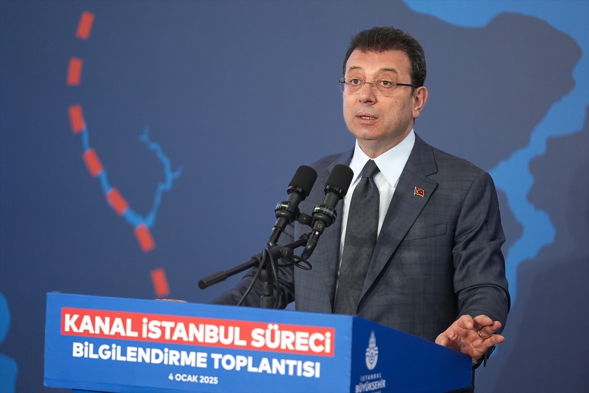 İstanbul Büyükşehir Belediyesince (İBB) Kanal İstanbul Süreci Bilgilendirme Toplantısı düzenlendi....