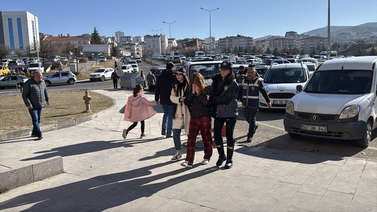 Kartalkaya'daki otel yangınında vefat edenlere bir sosyal medya platformu üzerinden "çirkin ve...