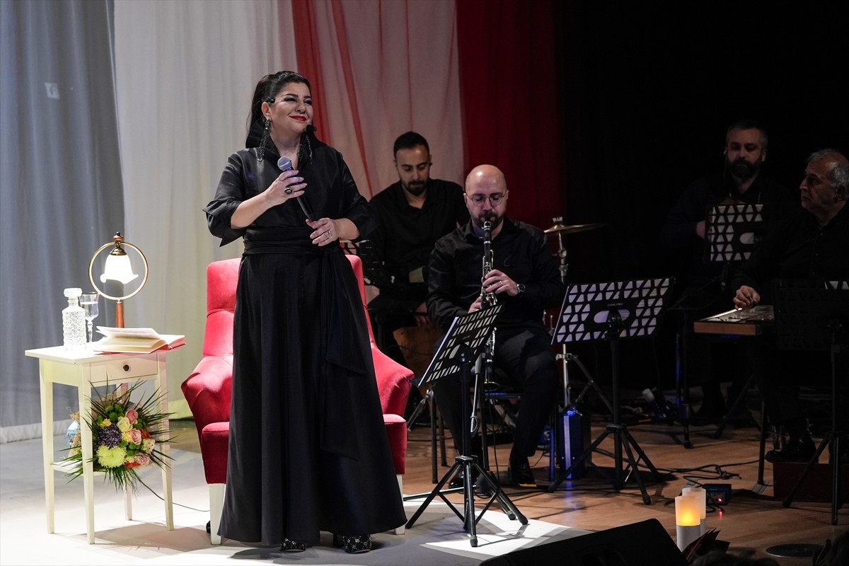 Kültür ve Turizm Bakanlığı Ankara Türk Dünyası Müzik Topluluğu, popüler müzikten Türk sanat...